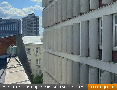 Лазерное сканирование фасада здания Музыкального училища им. Гнесиных производит 3D система Leica ScanStation P20