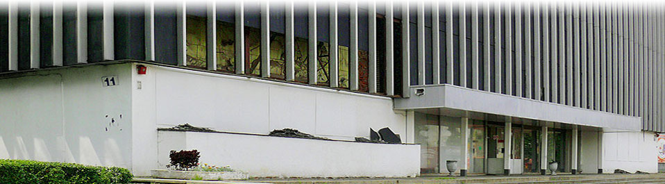 3D лазерное сканирование барельефов в павильоне «Металлургия» на ВВЦ. На данном фото видна вскрытая часть панельного фасада павильона, за которой видны сохранившиеся элементы декора павильона Казахской ССР 1954 года.